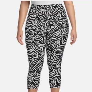 Women's Zebra Printed Capri Leggings Size 1X (16W-18W)